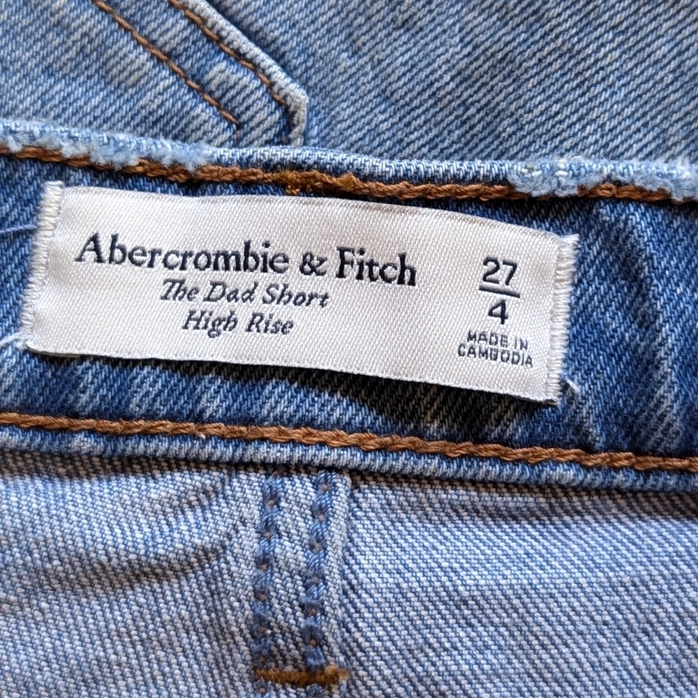 Abercrombie & Fitch Light Blue Distressed Denim Jean Shorts - Picture 4 of 9